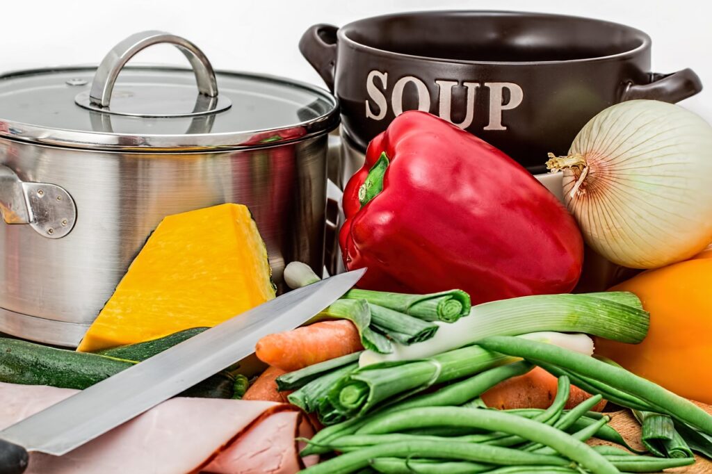 子どもも喜ぶ野菜レシピで簡単に作れるメニューは？